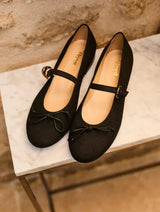 Immaculate Vegan - Minuit sur Terre Silène Vegan Suede Pumps | Black