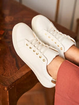Immaculate Vegan - Minuit sur Terre Virevolte Vegan Leather Sneakers | White & Gold