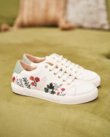 Immaculate Vegan - Minuit sur Terre Virevolte Recycled Grain Leather Vegan Sneakers | Autumn Cinnamon