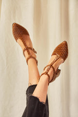 Immaculate Vegan - MOMOC Tacón midi Escamas mostaza