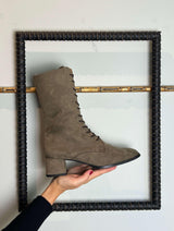 Immaculate Vegan - MOMOC Midi La Toscana Vegan Suede Boots | Grey