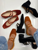 Immaculate Vegan - MOMOC Tacón midi Pigalle Negro