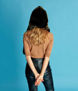 Immaculate Vegan - ASHOKA Paris Écharpe à capuche Suzon en fourrure vegan vert bronze Unique