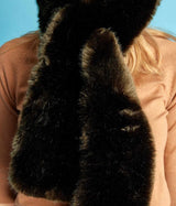 Immaculate Vegan - ASHOKA Paris Écharpe à capuche Suzon en fourrure vegan vert bronze Unique