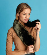 Immaculate Vegan - ASHOKA Paris Écharpe Joséphine en fourrure vegan vert bronze Unique