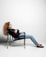 Immaculate Vegan - BIKKOU 10:30 am Running between offices - noire