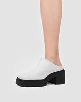 Immaculate Vegan - Bohema Squared Mule White made of Grape Leather