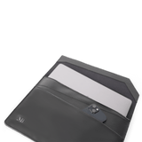 Immaculate Vegan - Melina Bucher Cannon - Black Edition Black