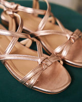 Immaculate Vegan - Minuit sur Terre Bornéo Cross Strap Vegan Leather Flat Sandals | Rose Gold