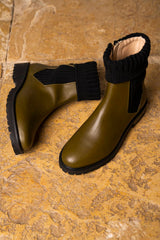 Immaculate Vegan - Minuit sur Terre Oracle Vegan Leather High-Ankle Flat Boots | Khaki