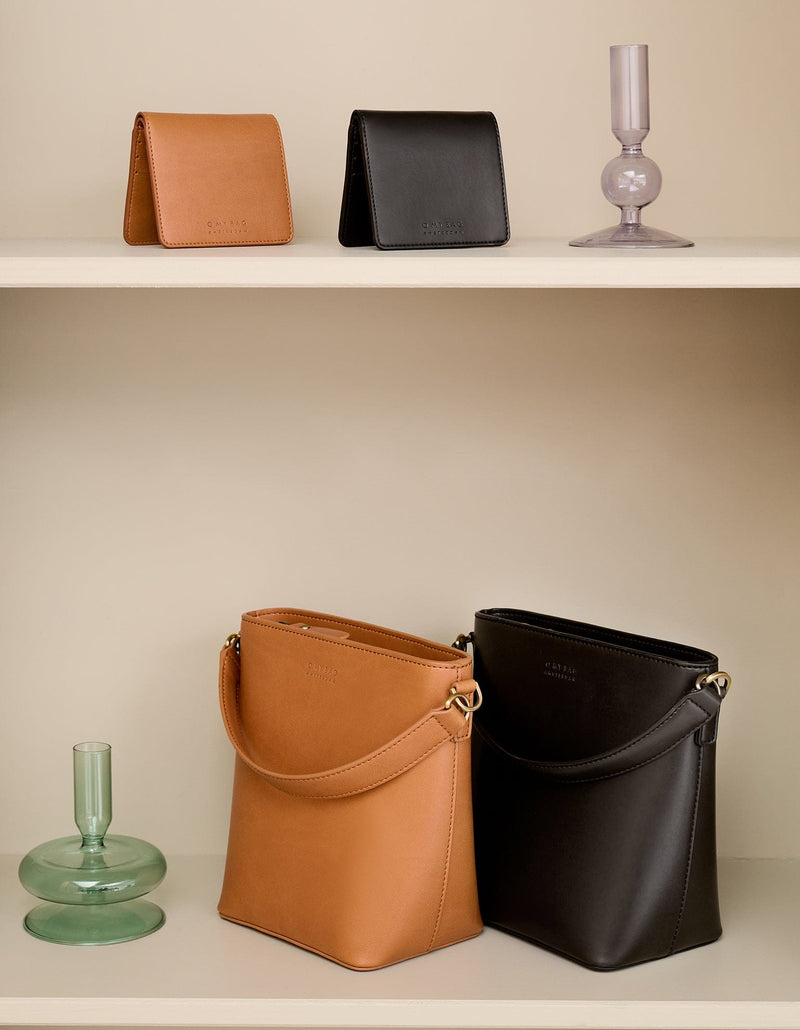 O My Bag Bobbi Apple Leather Midi Vegan Bucket Bag | Black Black / Vegan Uppeal™ / Small