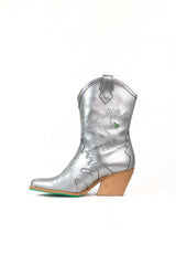 Immaculate Vegan - A Perfect Jane Sofie Vegan Boots Silver - Limited Edition