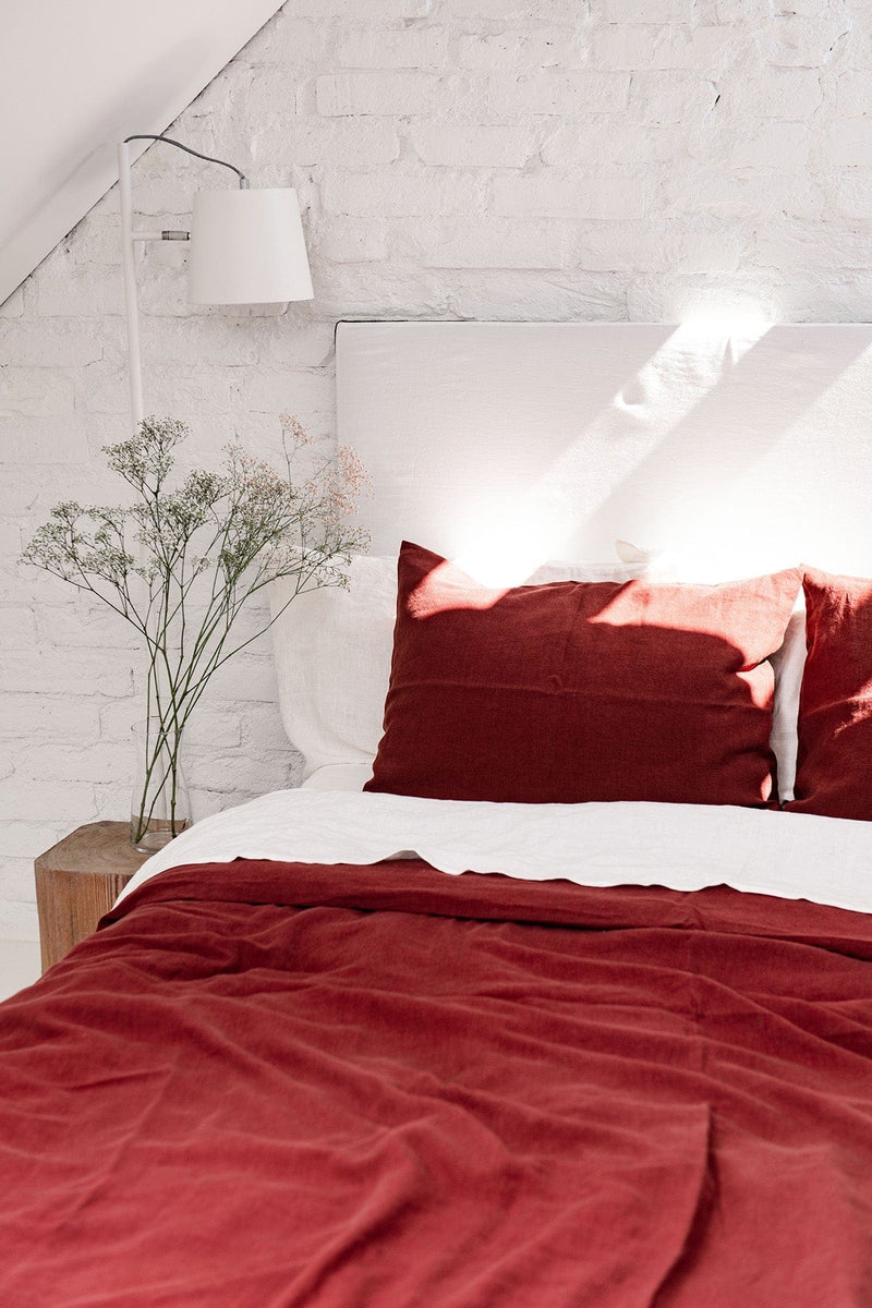 AmourLinen Linen bedding set in Terracotta