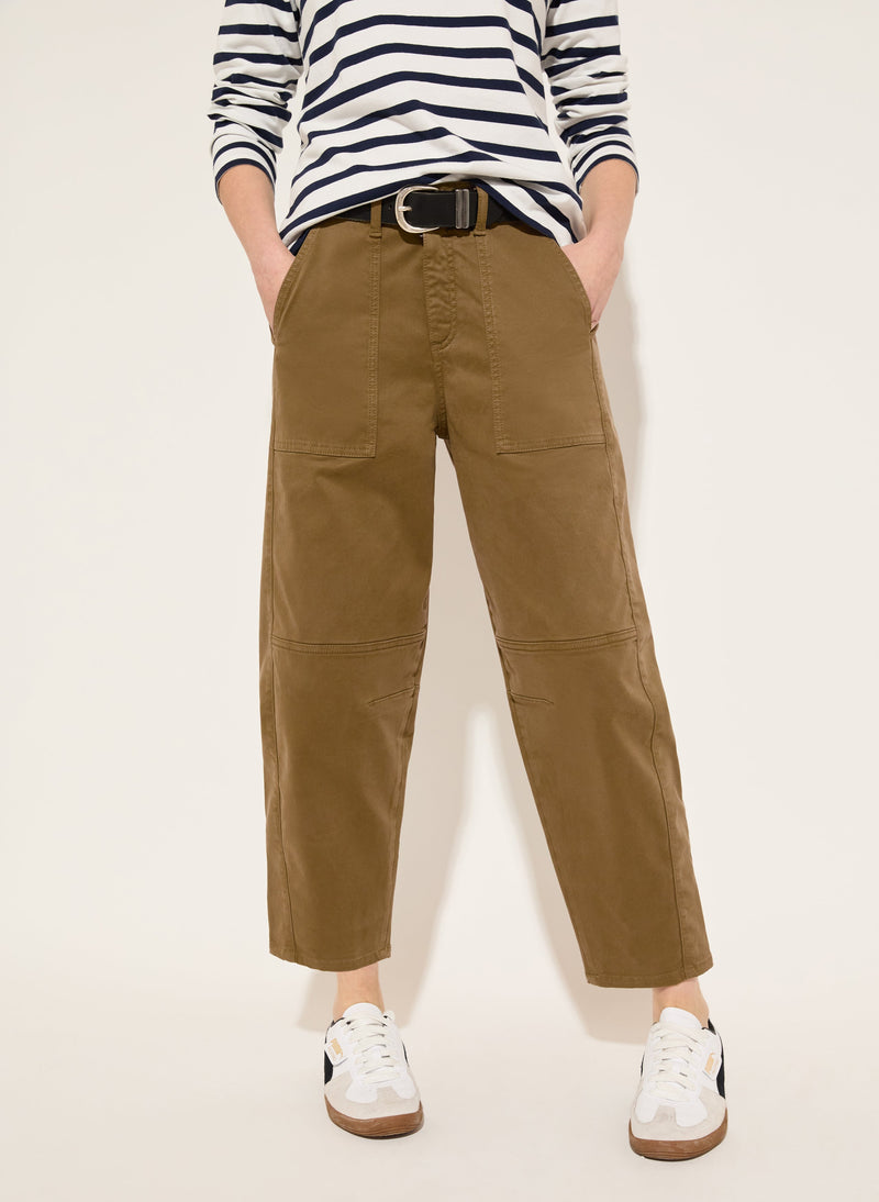 Amelia Organic Cotton Barrel Leg Cargo Trousers | Brown