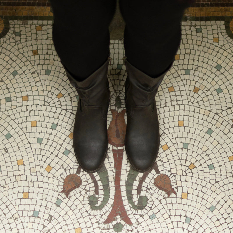 V.GAN Prune Western Boots