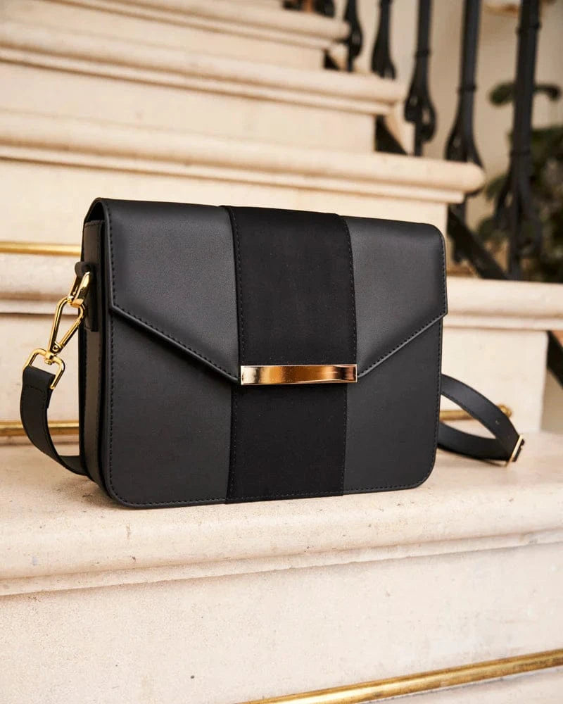 Minuit sur Terre Black Poetry