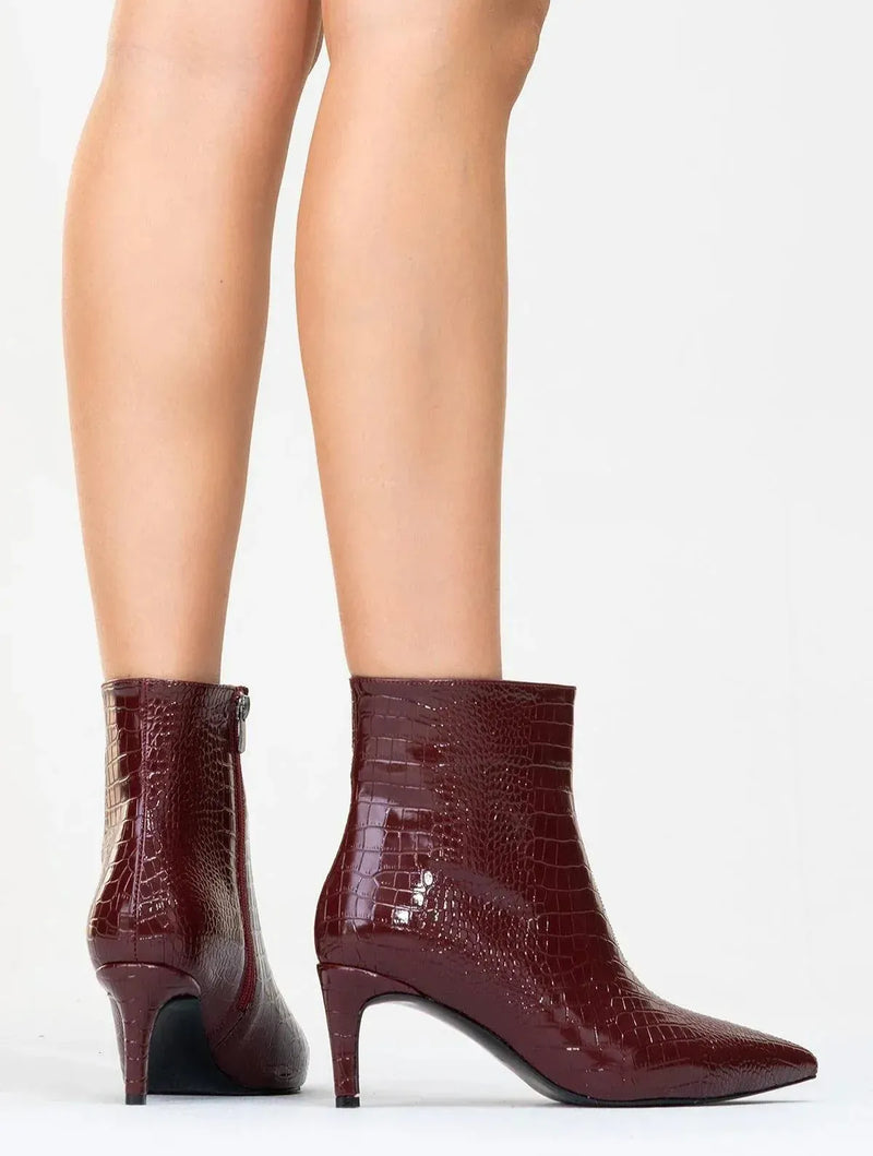 Prologue Shoes Noya Burgundy Pattern Stiletto Boot (Women)
