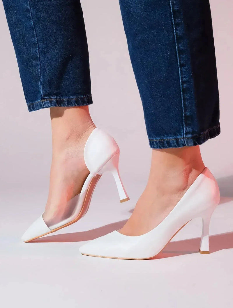 Prologue Shoes 653 - White Heeled Shoe (Women)
