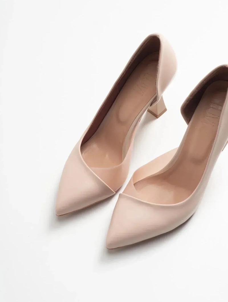 Prologue Shoes 653 - Nude Heeled Shoe (Women)