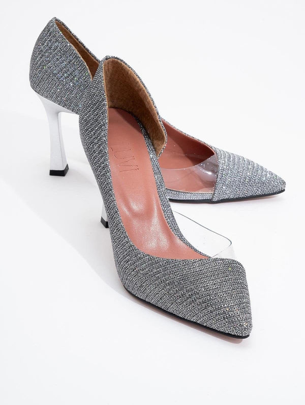 Prologue Shoes 653 - Platinum Metallic Heeled Shoe (Women)