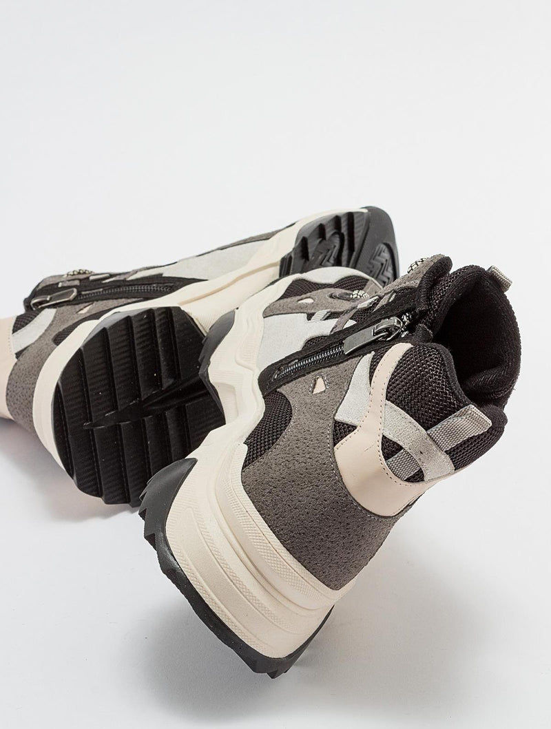 Prologue Shoes Lowel Ice Black Sneaker Boot (Women)