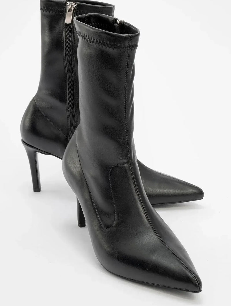 Prologue Shoes Thalin - Black Pointed Toe Side-Zip Stiletto Heel Boot (Women)
