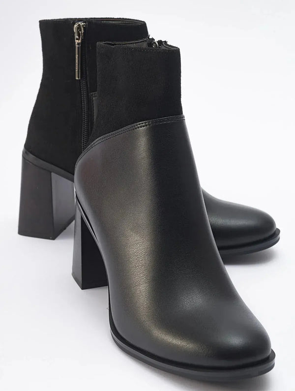 Prologue Shoes Ropa - Black Heeled Boot (Women)