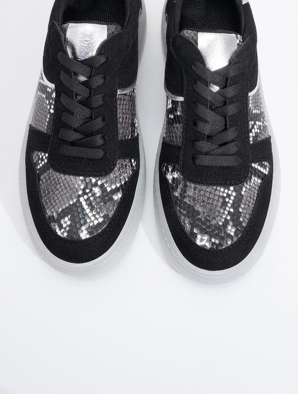 Prologue Shoes Montero - Black Patterned Sneaker (Women)