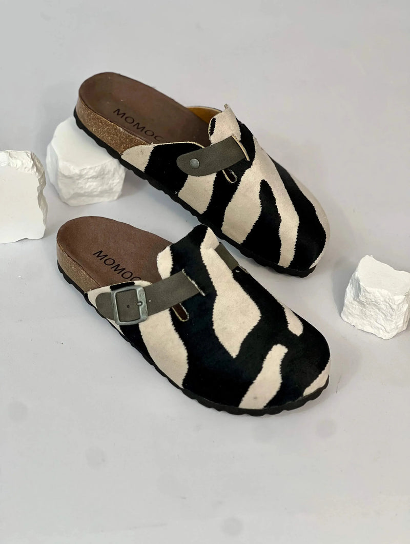 Momoc-spain Zebra Clogs