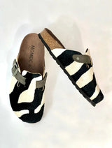 Immaculate Vegan - Momoc-spain Zebra Clogs