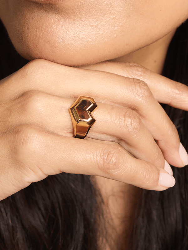 Under Her Eyes DARYL RING <br> 18k Gold Plated - Red Tiger Eye