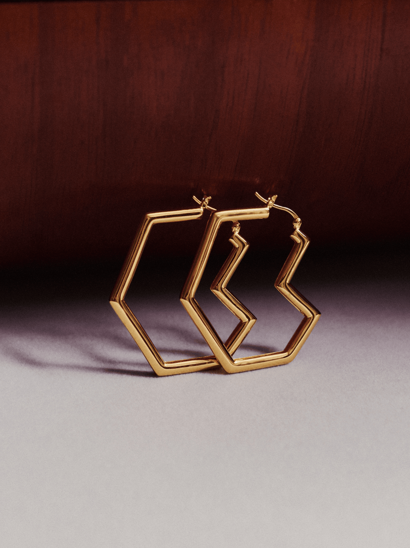 Under Her Eyes DARYL LARGE HOOPS <br> 18k Gold Plated Gold / 18k Gold Plated Silver