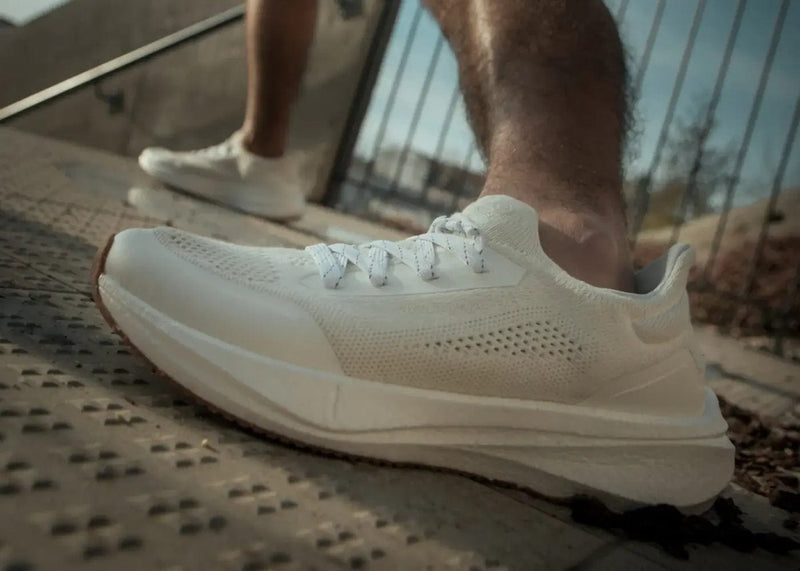 8000kicks Runners for Men in Pearl White