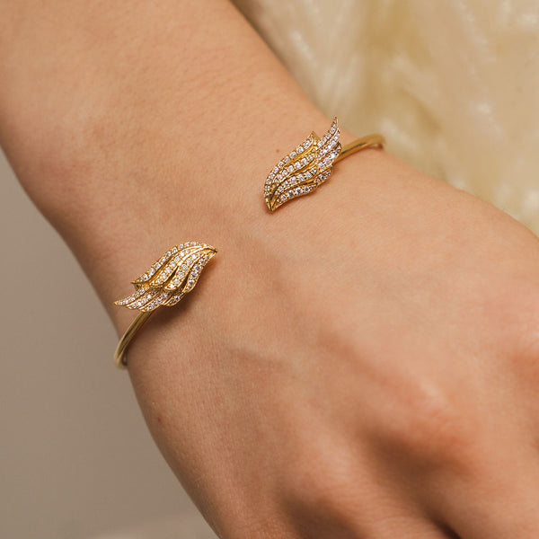 Angel Wing Premium 14K Gold Vermeil Bangle | Gold
