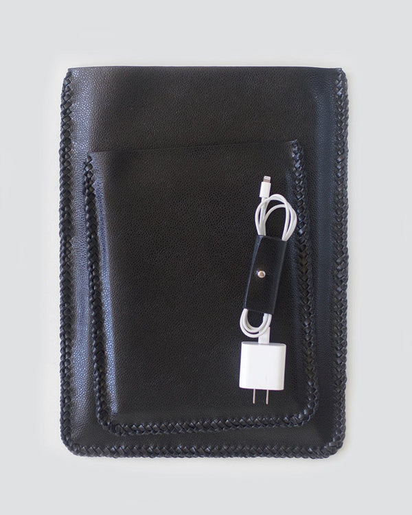 INTGR Vegan Leather Ipad Sleeve | Black T