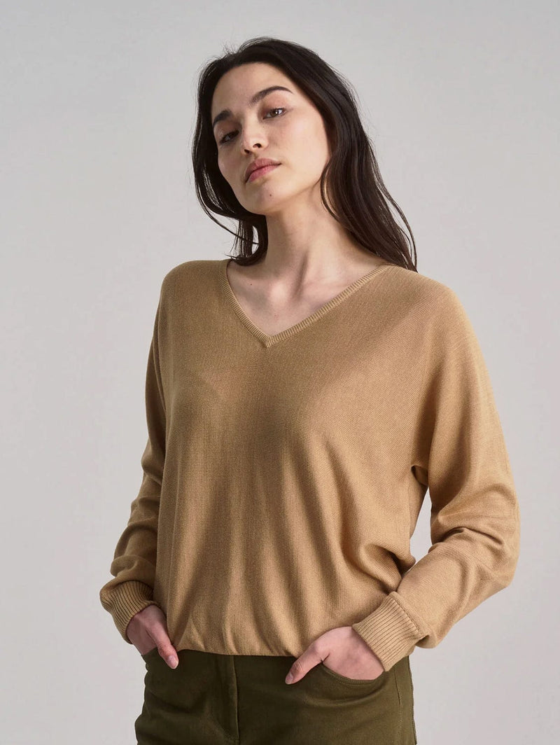 KOMODO Clover Women's Cotton Tencel Jumper | Camel