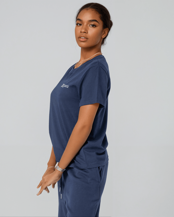 hewn. Womens Classic-fit Organic Cotton T-shirt in Midnight Navy
