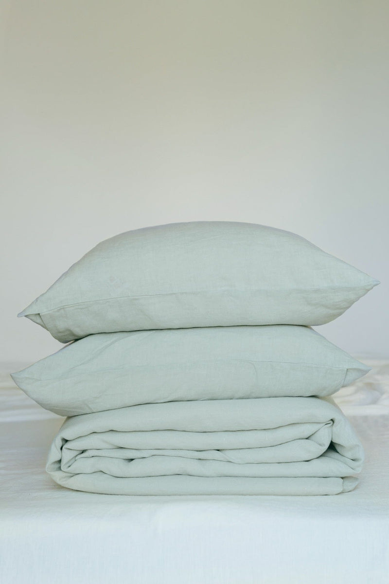 AmourLinen Linen Bedding Set | Sage Green