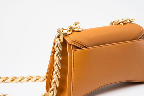 Eslla Dharma Desserto Cactus Leather Vegan Crossbody With Matte Gold Chain | Camel Camel