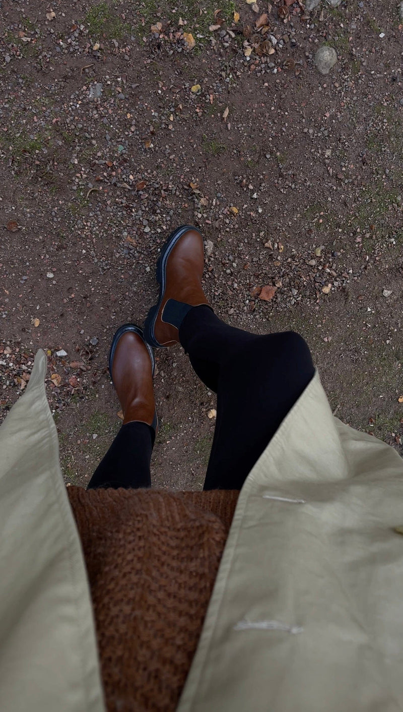 NAE Vegan Shoes Molly Women's Vegan Leather Chelsea Boots | Brown
