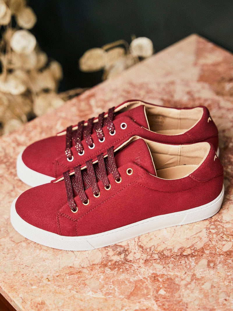 Minuit sur Terre Virevolte Recycled Grain Suede Vegan Sneakers | Rubis 35