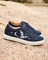 Immaculate Vegan - Minuit sur Terre Virevolte Recycled Grain Suede Vegan Embroidered Sneakers | Edwige Blue