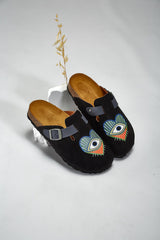 Immaculate Vegan - MOMOC Zuecos A Glance