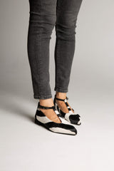 Immaculate Vegan - MOMOC Bailarinas Zebra