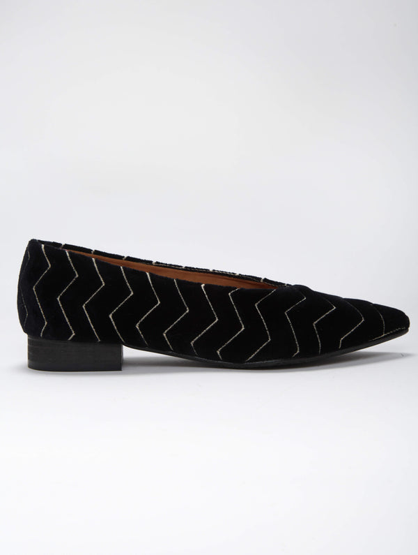 Dragonfly Dancers Vegan Velvet Flats | Black