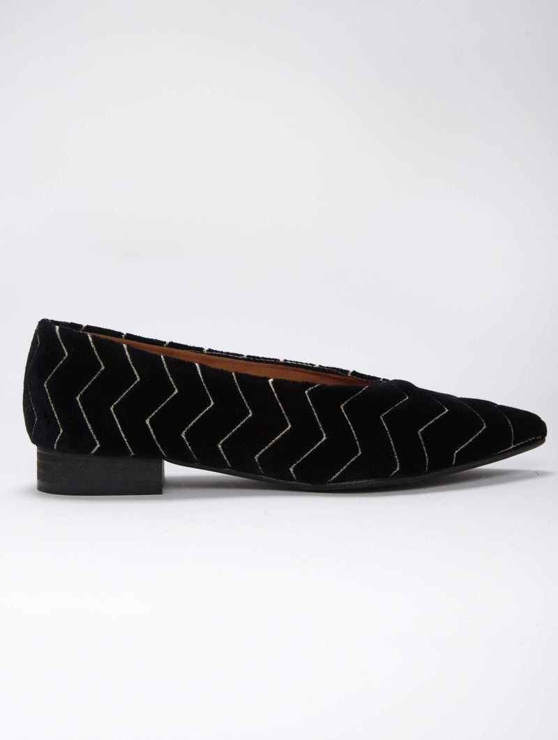 Dragonfly Dancers Vegan Velvet Flats | Black