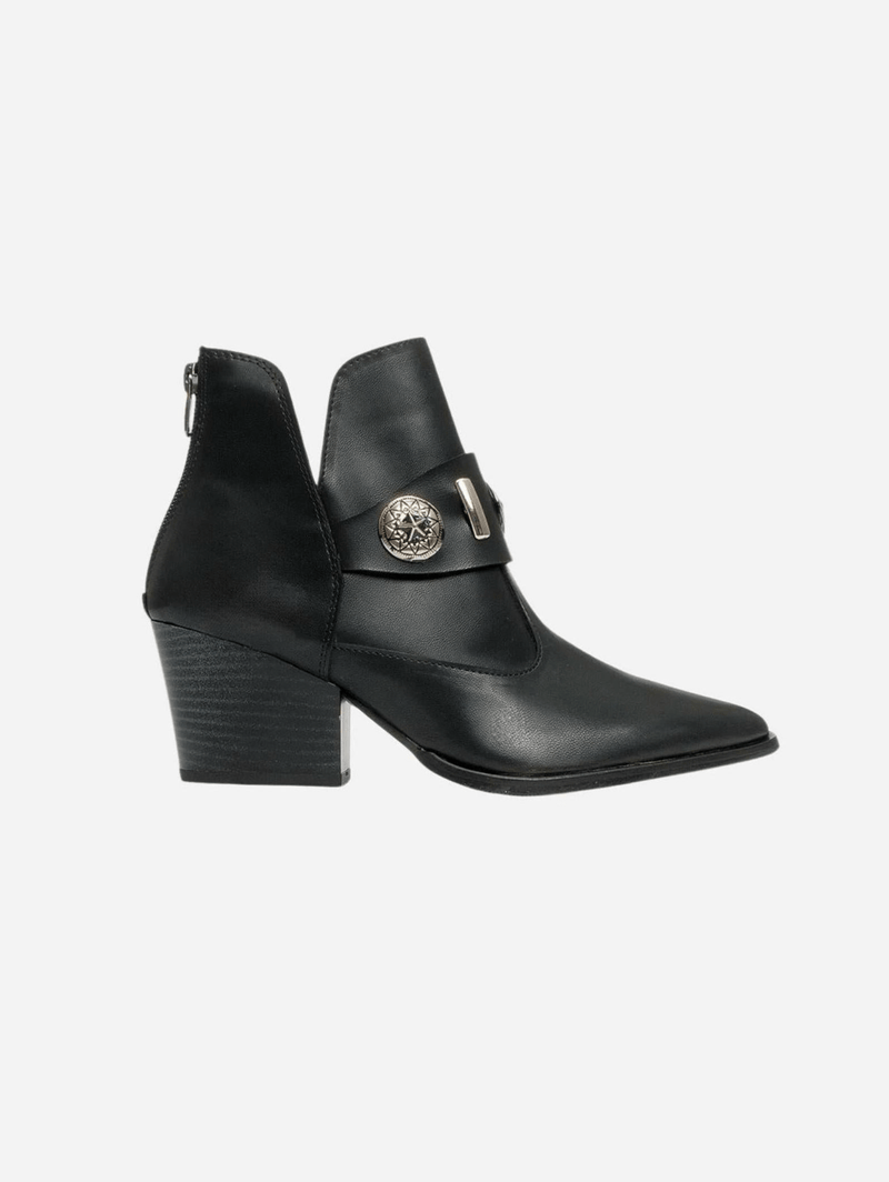 Prologue Shoes Kenda Vegan Buckle Block Heel Boot | Black