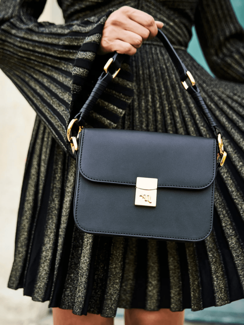 Minuit sur Terre Sammy Vegan Recycled Grain Crossbody | Black