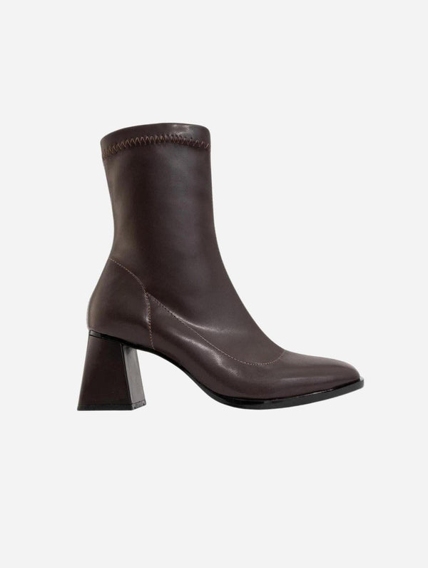Prologue Shoes Plesa Dark Brown Chunky Heel Boot (Women)
