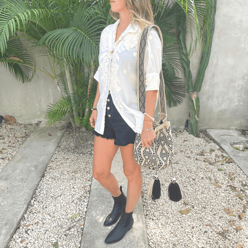 Voes & Co Designer Summer Bundle: Chelsea Boots + Sneakers!